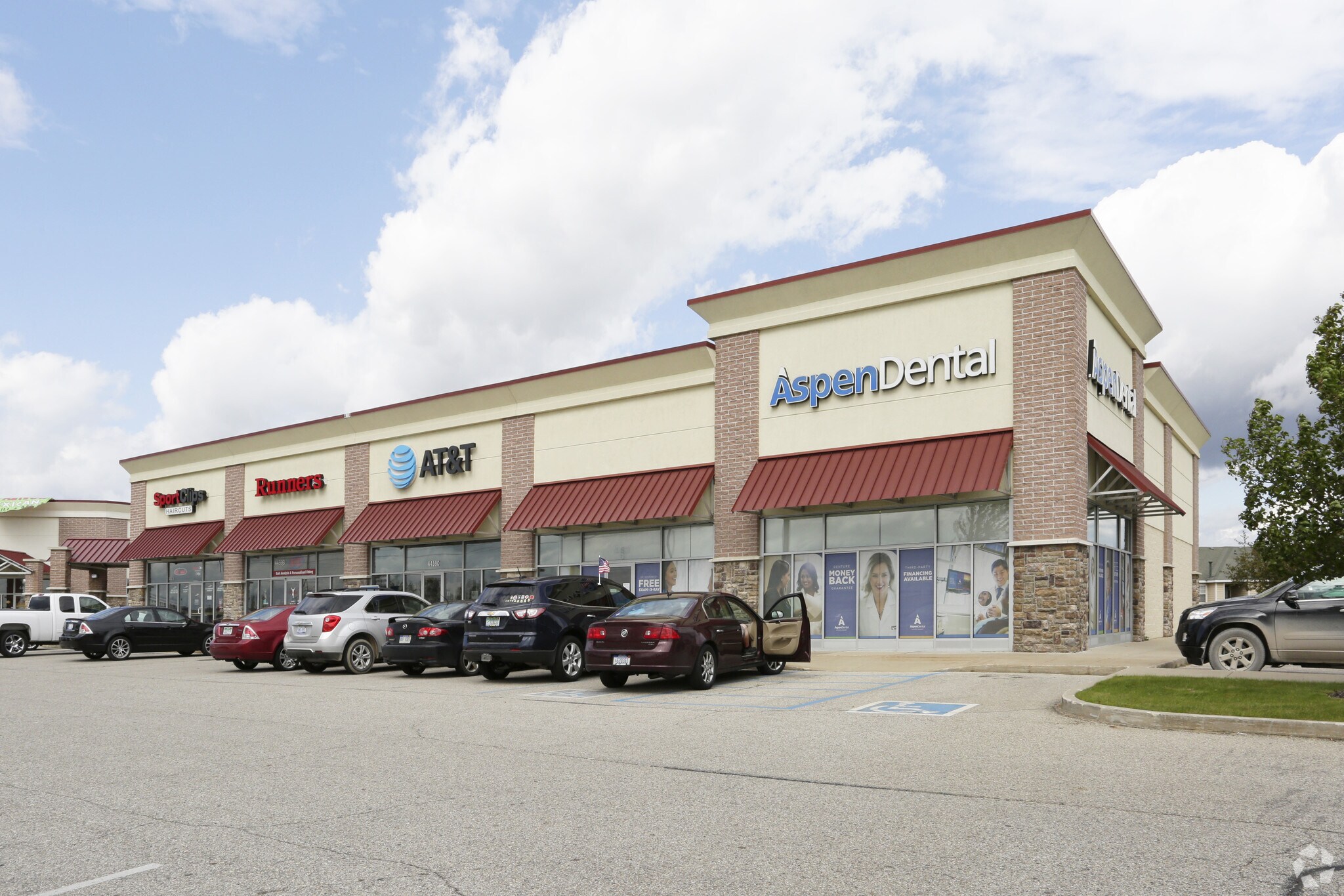 4459 E Blue Grass Rd, Mount Pleasant, MI à vendre Photo principale– Image 1 sur 10