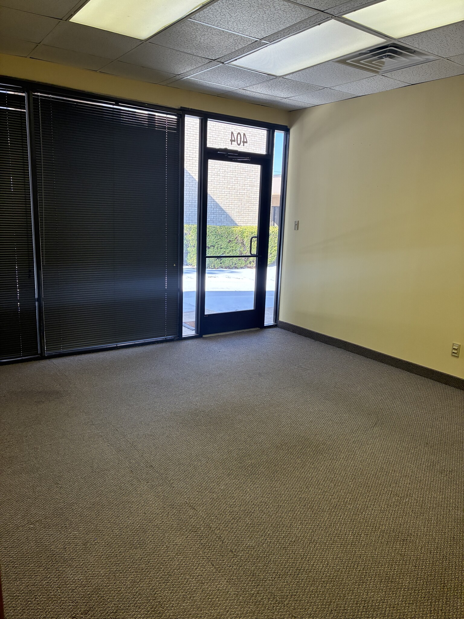 13500 Midway Rd, Farmers Branch, TX à louer Photo intérieure– Image 1 sur 9