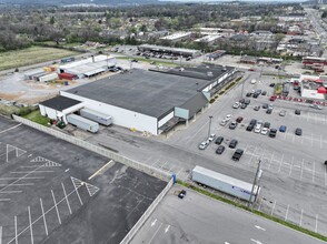 3046-3050 Dickerson Pike, Nashville, TN à louer Photo de l’immeuble– Image 2 sur 5