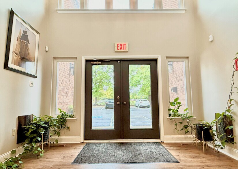 8370 Veterans Hwy, Millersville, MD à louer - Photo de l’immeuble – Image 3 sur 12