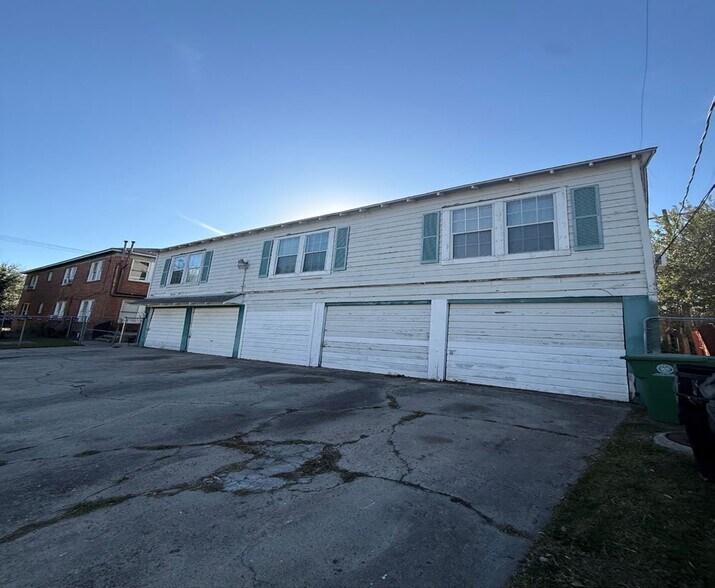 2502 White Oak Dr, Houston, TX à vendre - Photo de l’immeuble – Image 2 sur 5
