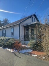 201 Brookes Ave, Gaithersburg, MD à louer Photo de l’immeuble– Image 1 sur 18