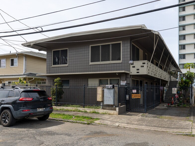 1213 Matlock Ave, Honolulu, HI à vendre - Photo principale – Image 1 sur 25