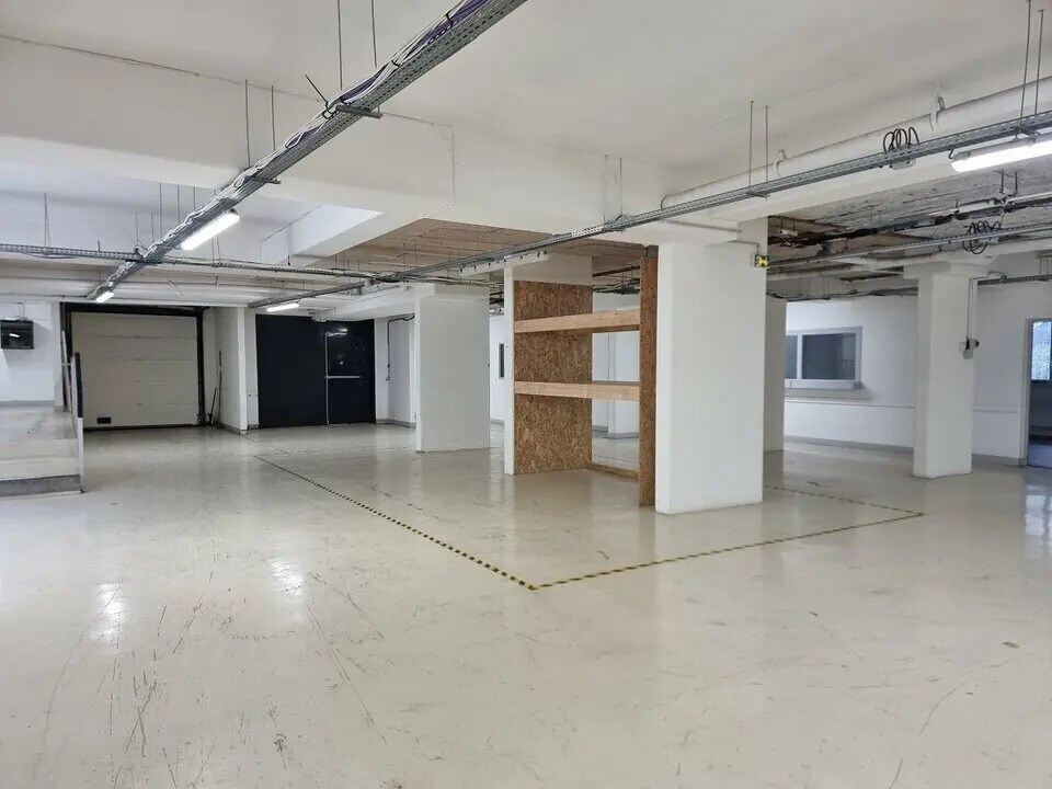 Local d’activités dans Le Pré-Saint-Gervais à louer Photo intérieure– Image 1 sur 9