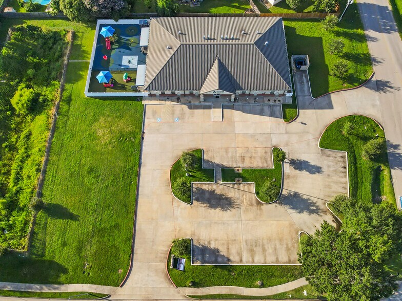 15606 W Airport Blvd, Sugar Land, TX à vendre - Photo de l’immeuble – Image 2 sur 11