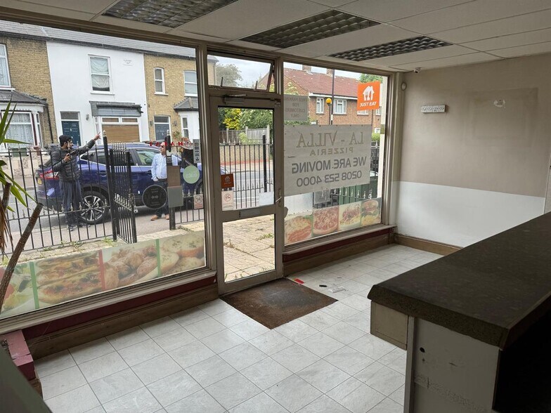 208 Higham Hill Rd, Londres à louer - Photo de l’immeuble – Image 2 sur 15