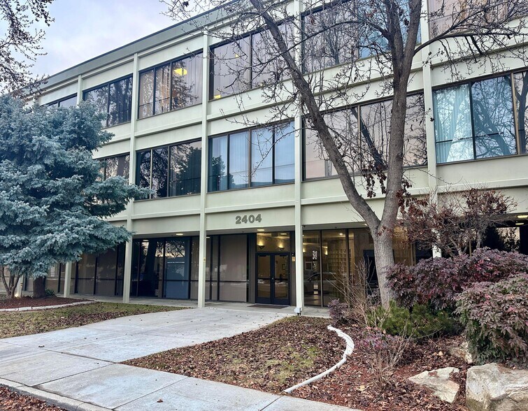 2404 W Bank Dr, Boise, ID à louer - Photo principale – Image 1 sur 5