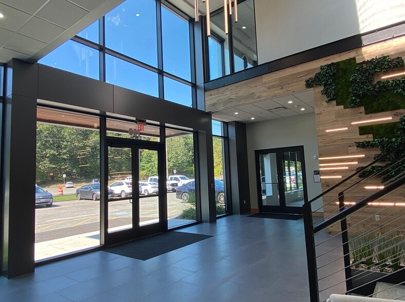 760 Main St, Wilmington, MA à louer - Hall d’entrée – Image 3 sur 17