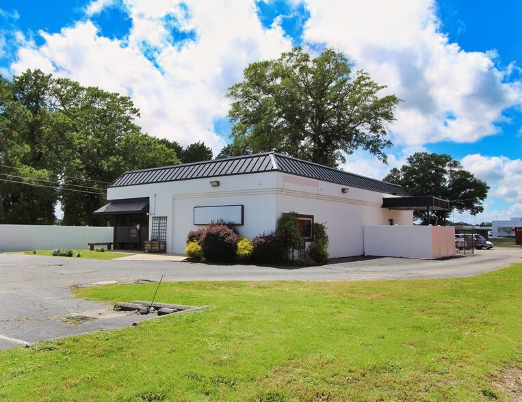 191 S Cashua Dr, Florence, SC à louer - Photo de l’immeuble – Image 1 sur 2