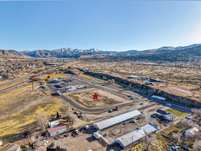 3300 S 5th Ave, Pocatello, ID à louer - Photo de l’immeuble – Image 3 sur 12