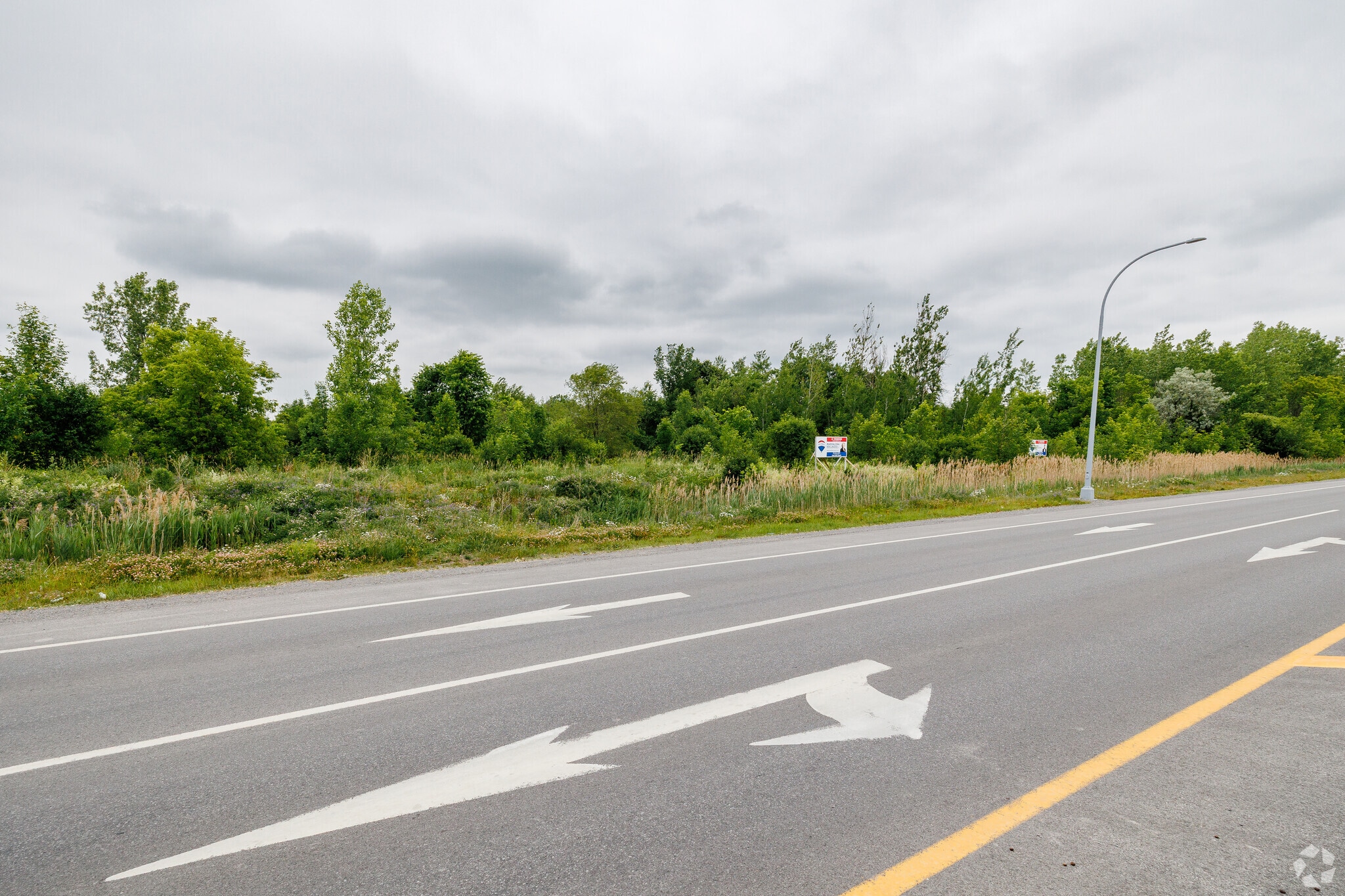 563 Rue Paillé, Laval, QC à vendre Photo principale– Image 1 sur 5