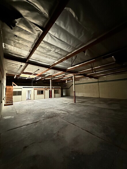 9700-9720 Washburn Rd, Downey, CA à louer - Photo intérieure – Image 3 sur 6