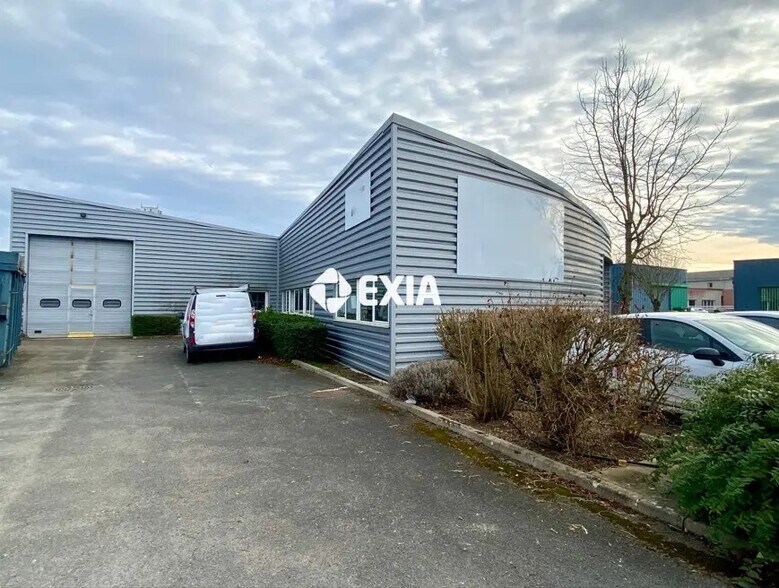 9 Rue Jacques Charles, La Chapelle-Saint-Mesmin à louer - Photo de l’immeuble – Image 3 sur 20