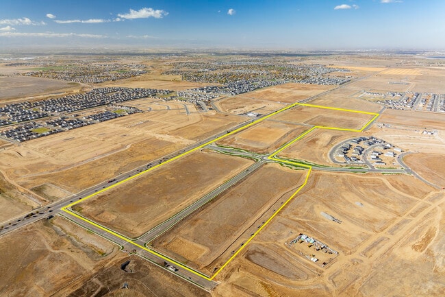 Plus de détails pour Tower Road and Legato Pkwy- 14 Tracts For Sale, Commerce City, CO - Terrain à vendre