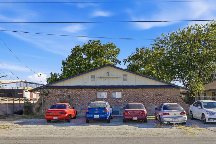 7774 Skolout St, San Antonio, TX à vendre - Photo de l’immeuble – Image 2 sur 16