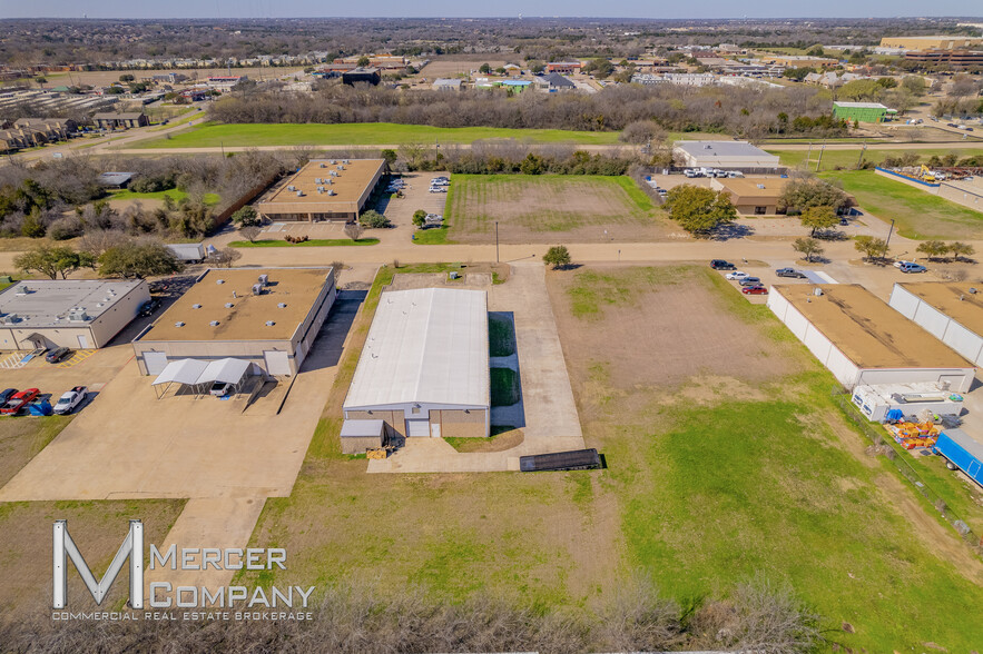 1516 Falcon Dr, DeSoto, TX à louer - Photo principale – Image 1 sur 15
