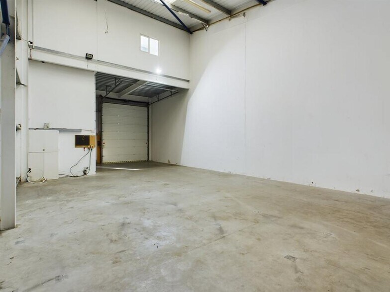 170 Rowan Rd, Londres à louer - Photo de l’immeuble – Image 3 sur 10