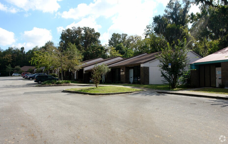 150 SW 17th St, Ocala, FL à louer - Photo de l’immeuble – Image 2 sur 6