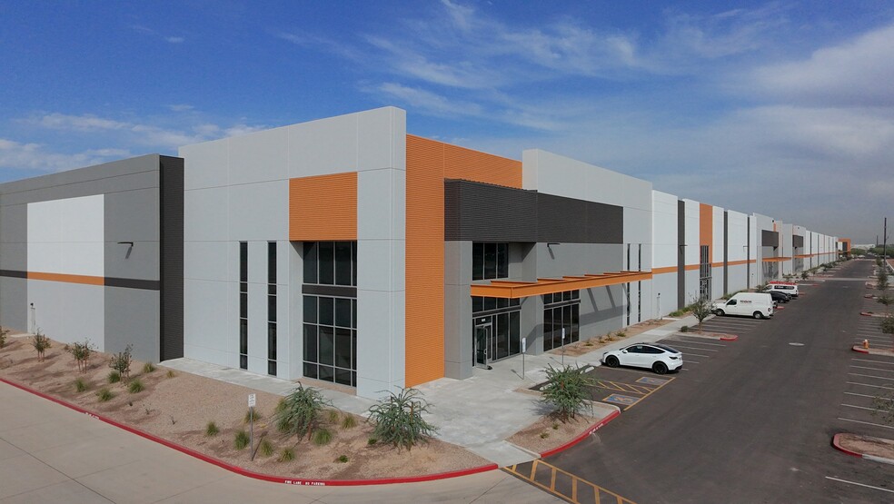 2150 S 91st Ave, Tolleson, AZ à louer - Photo de l’immeuble – Image 3 sur 10