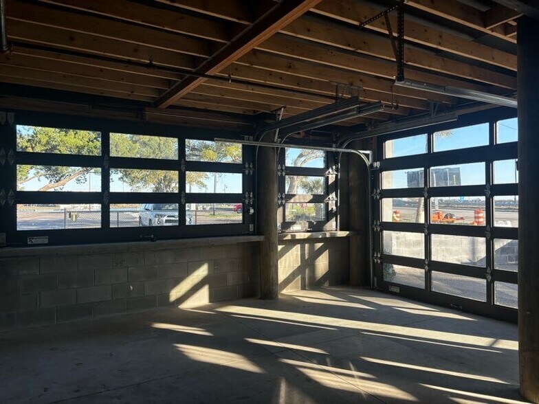 87 Center St, Folly Beach, SC à louer - Photo de l’immeuble – Image 1 sur 48