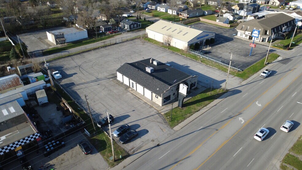 3535 W 16th St, Indianapolis, IN à vendre - Photo de l’immeuble – Image 2 sur 11