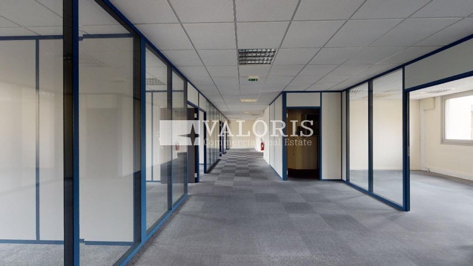 6 Bis Rue Maryse Bastié, Bron à vendre - Photo intérieure – Image 3 sur 9