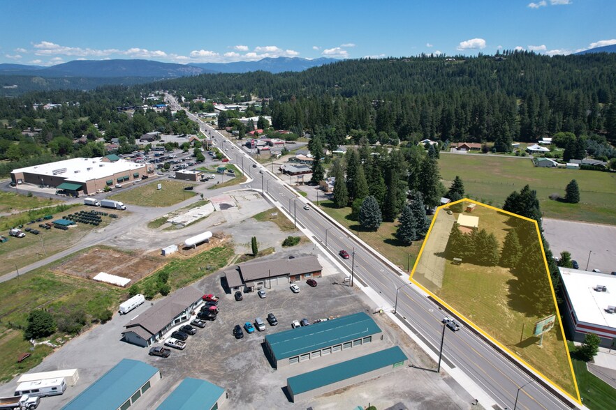 6409 Main St, Bonners Ferry, ID à vendre - Photo de l’immeuble – Image 3 sur 11