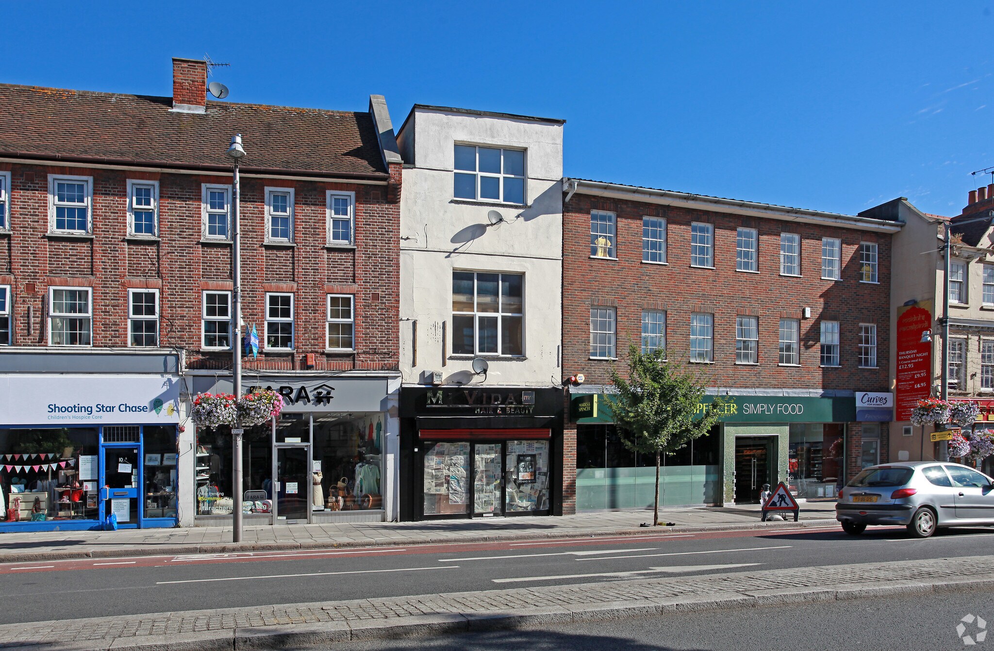 6 Heath Rd, Twickenham à vendre Photo principale– Image 1 sur 5