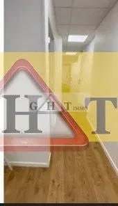 Bureau dans Plaisir à louer - Photo intérieure – Image 2 sur 9