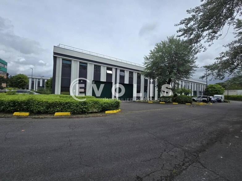 Bureau dans Verrières-le-Buisson à louer - Photo de l’immeuble – Image 1 sur 9