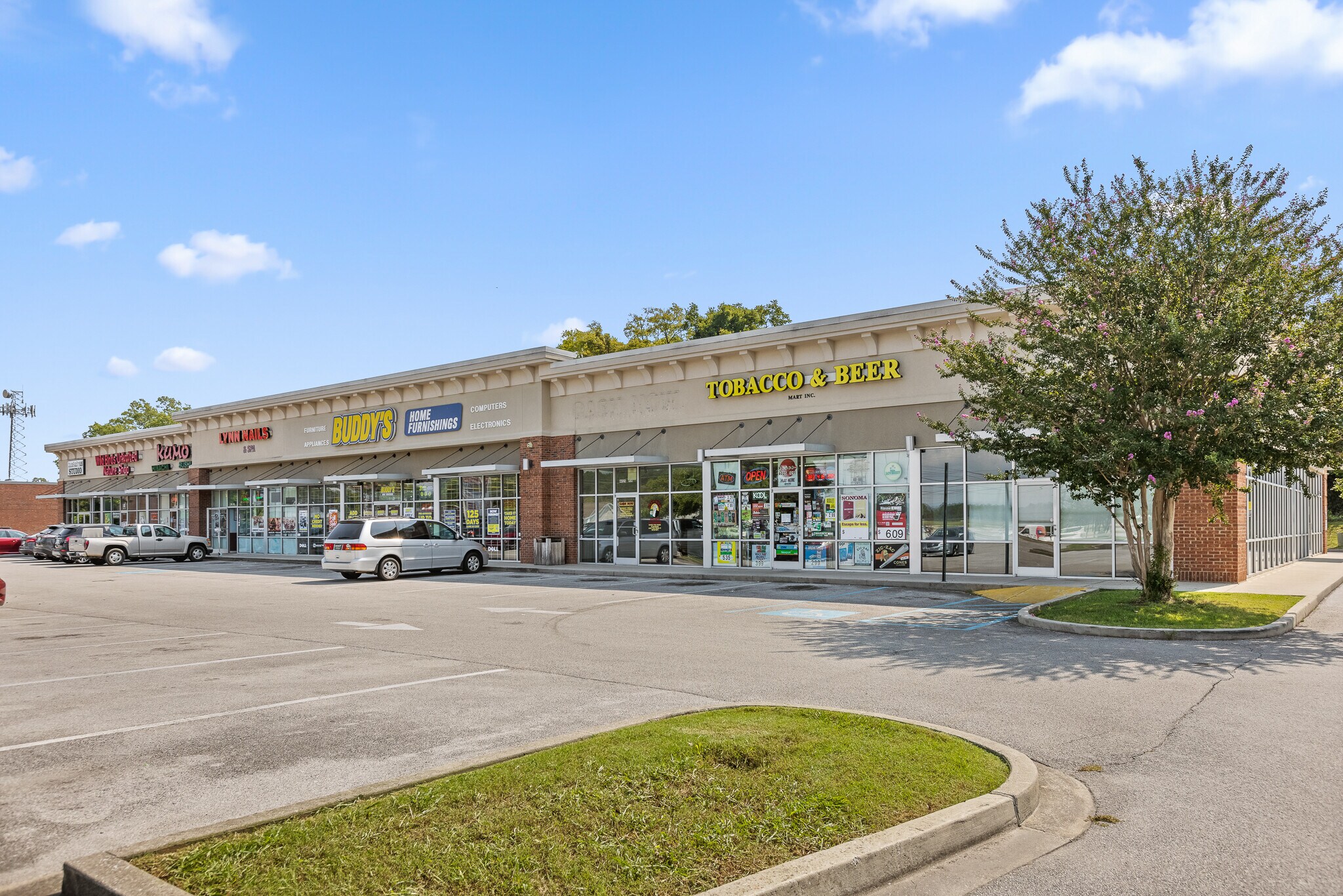 6025 E Brainerd Rd, Chattanooga, TN à louer Photo principale– Image 1 sur 2