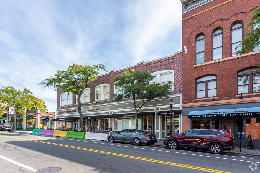 7-15 Harvard St, Brookline, MA à louer - Photo principale – Image 1 sur 14