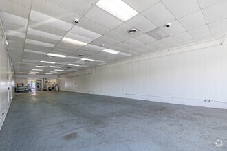 340-360 W Route 59 Hwy, Nanuet, NY à louer Photo intérieure– Image 2 sur 4