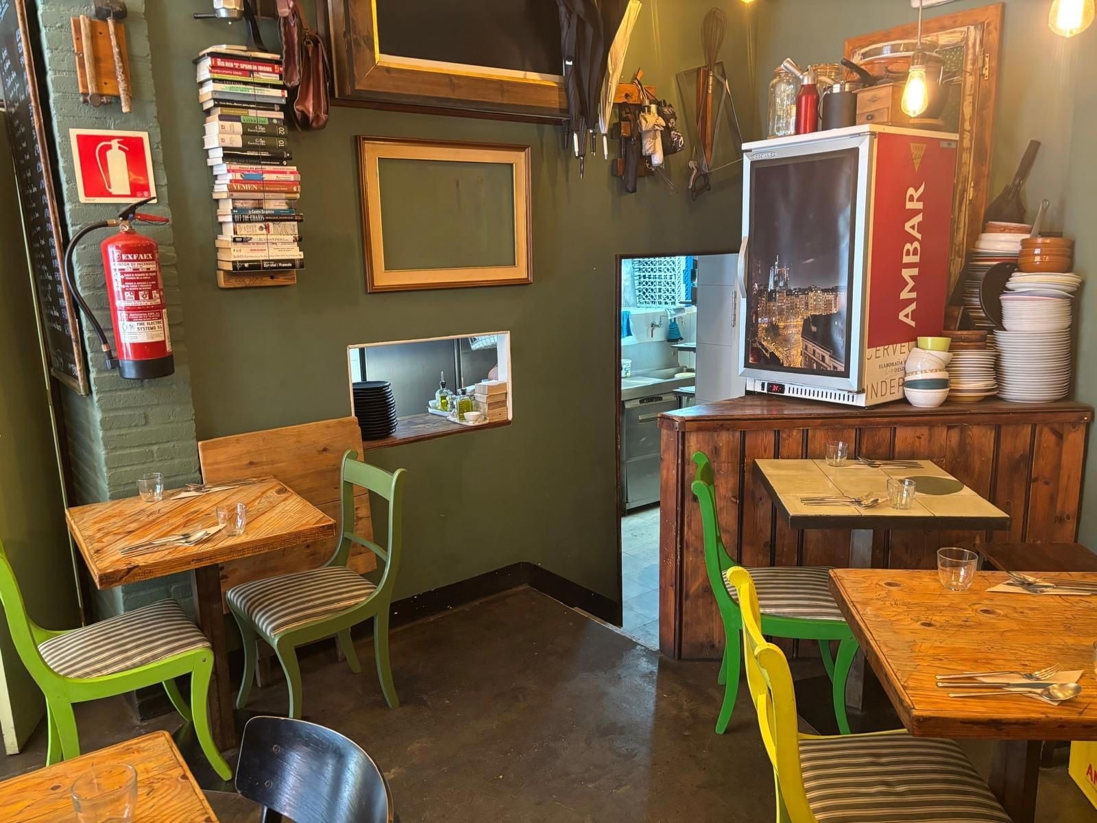 Local commercial dans Barcelone, Barcelona à louer Photo intérieure– Image 1 sur 12