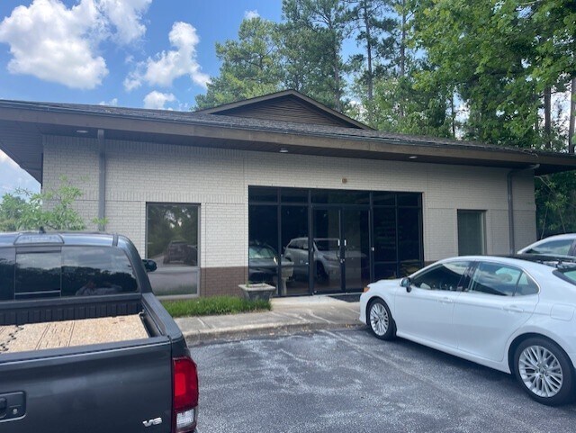 170 Camelot Dr, Spartanburg, SC à louer - Photo de l’immeuble – Image 1 sur 19