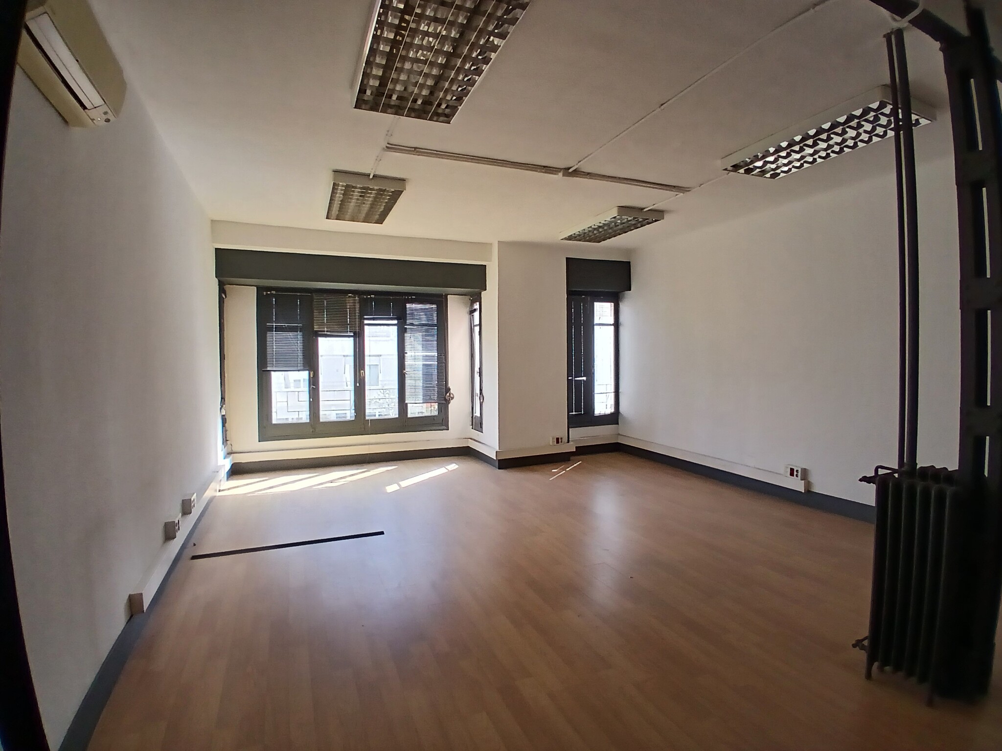 Local commercial dans Madrid, Madrid à louer Plan d’étage– Image 1 sur 14