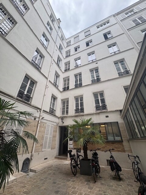 51 Rue Sainte-Anne, Paris à louer Photo principale– Image 1 sur 2