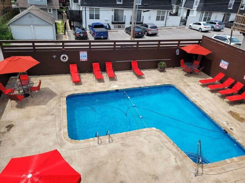 4440-4444 Jarboe St, Kansas City, MO à vendre - Photo de l’immeuble – Image 3 sur 18