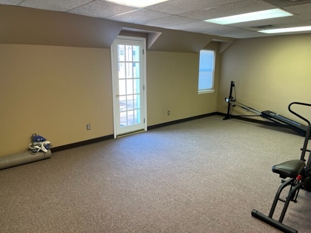 3920 Maccorkle Ave SE, Charleston, WV à louer Photo intérieure– Image 1 sur 14