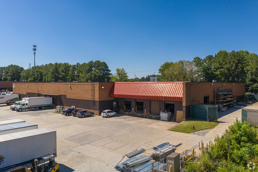 6540 Peachtree Industrial Blvd, Peachtree Corners, GA à louer - Photo de l’immeuble – Image 2 sur 2