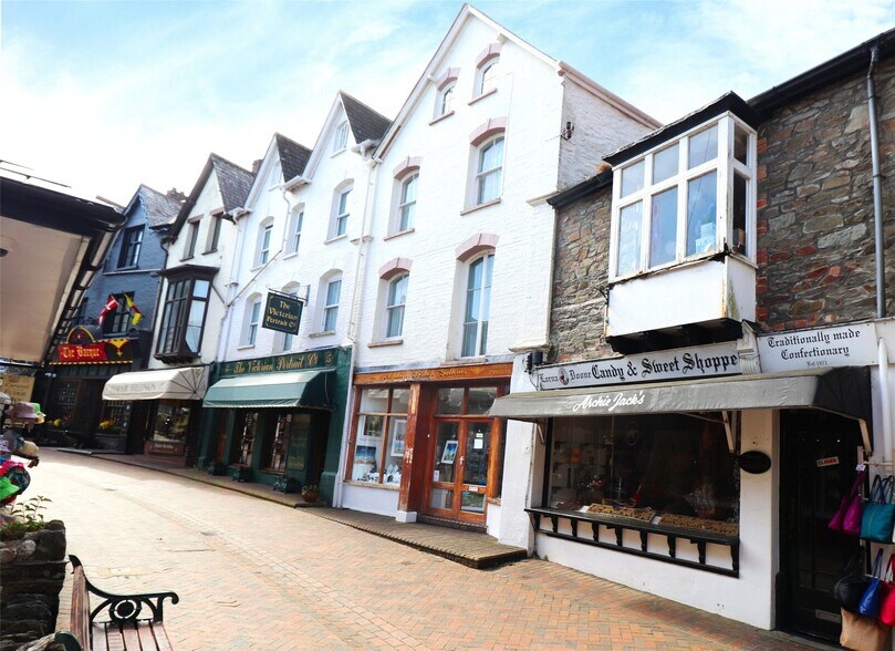 13 Lynmouth St, Lynmouth à vendre - Photo de l’immeuble – Image 2 sur 6