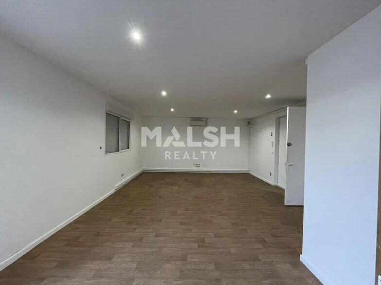 Bureau dans OULLINS-PIERRE-BÉNITE à louer - Photo de l’immeuble – Image 3 sur 16