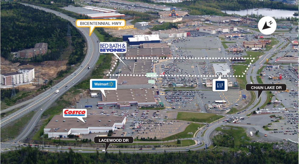 208 Chain Lake Dr, Halifax, NS à louer - Photo de l’immeuble – Image 1 sur 1