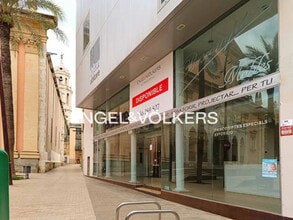 Local commercial dans Vilanova i la Geltrú, Barcelona à louer Photo intérieure– Image 1 sur 5