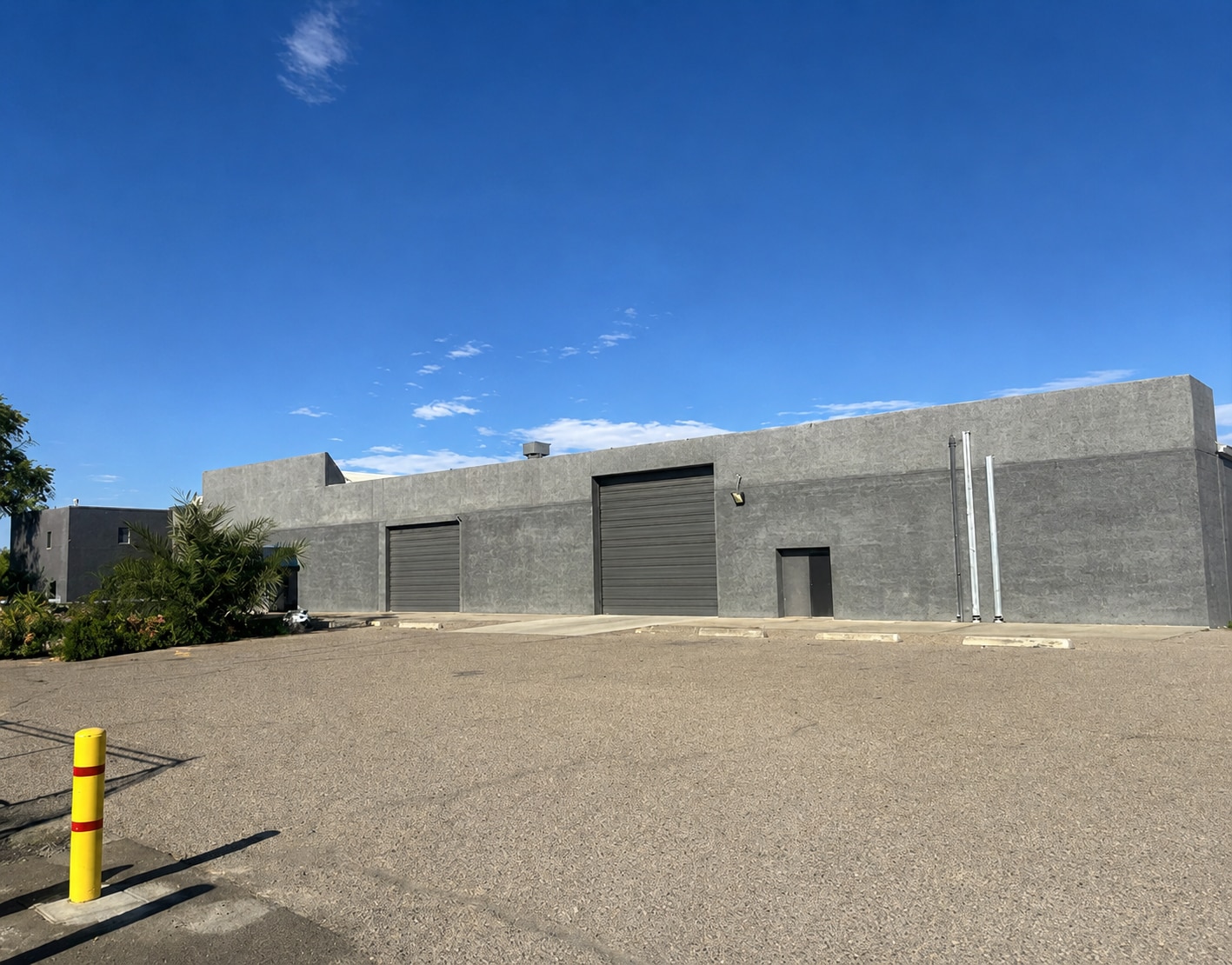 335 Academy Dr, Corrales, NM à louer Photo principale– Image 1 sur 12