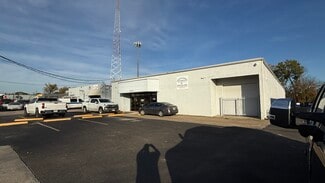 Plus de détails pour 13534 Floyd Cir, Dallas, TX - Local d'activités à louer