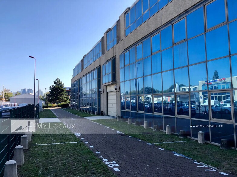 Local d’activités dans Bezons à louer - Photo de l’immeuble – Image 1 sur 1