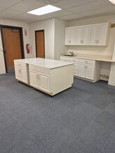 610 Ward Ave, Honolulu, HI à louer Photo intérieure– Image 1 sur 13