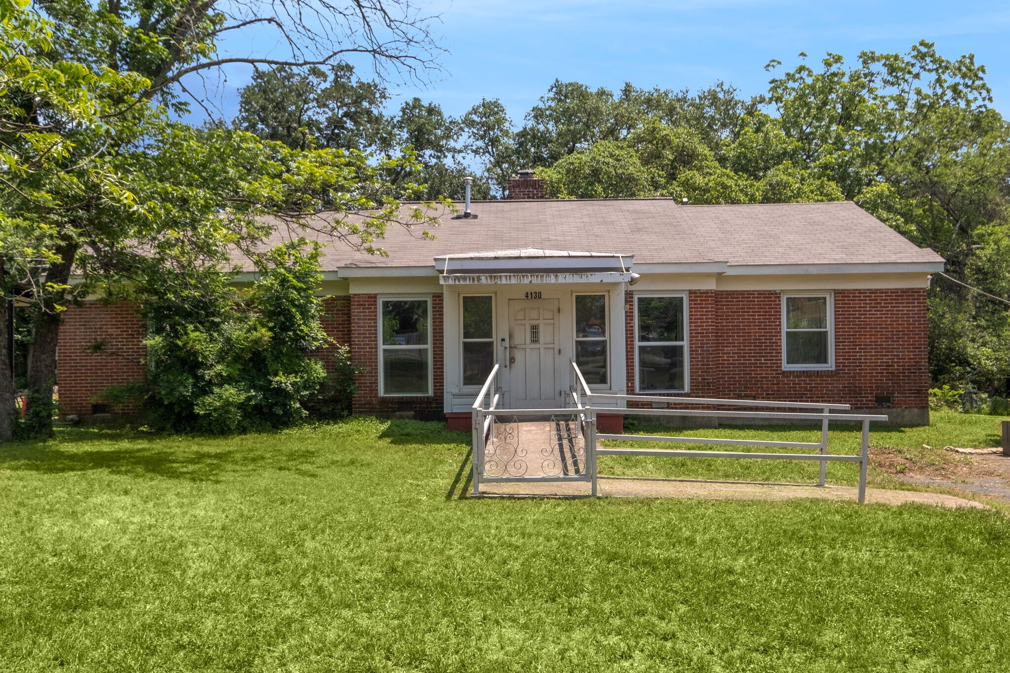 4130 Aina Ln, San Antonio, TX à vendre Photo principale– Image 1 sur 23