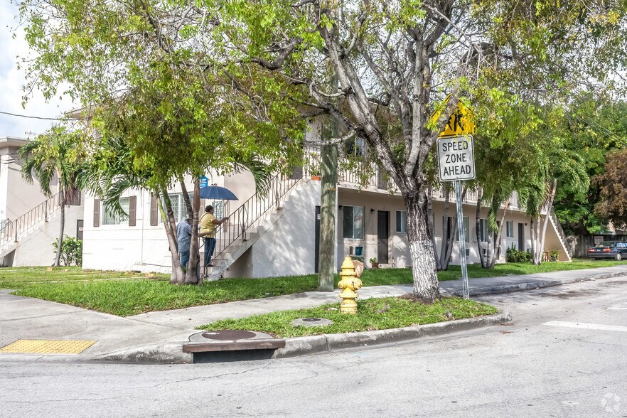 701 SW 5th St, Miami, FL à vendre - Photo de l’immeuble – Image 3 sur 3